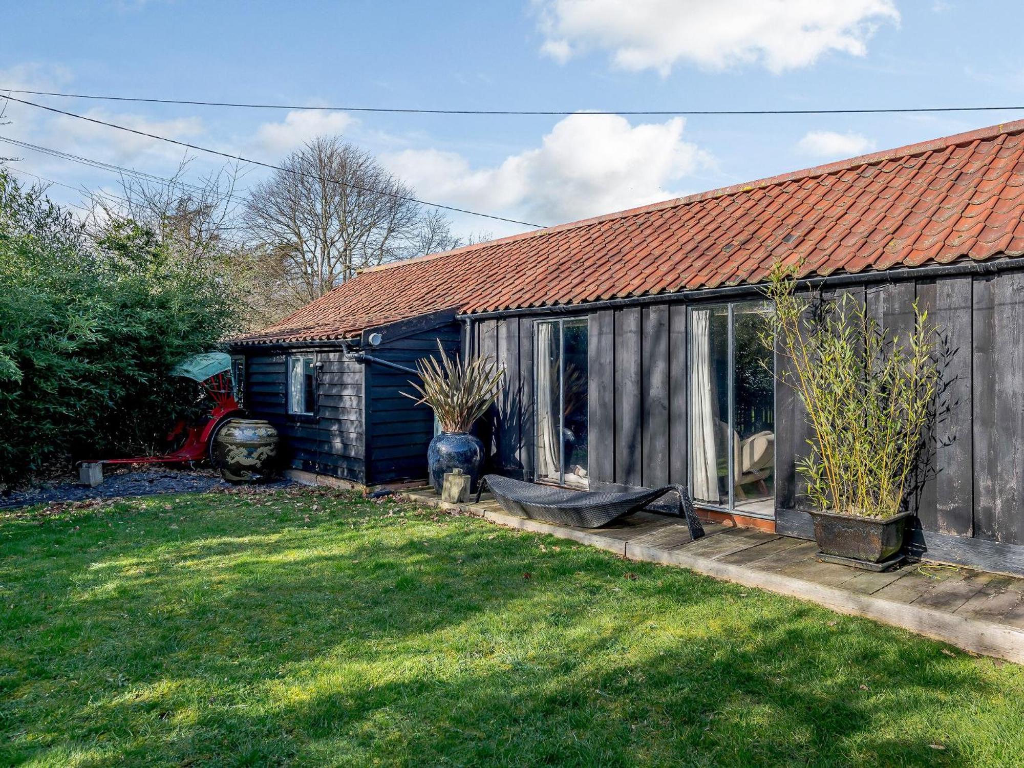 Вилла 1 Lamb Barn Saint Osyth Экстерьер фото
